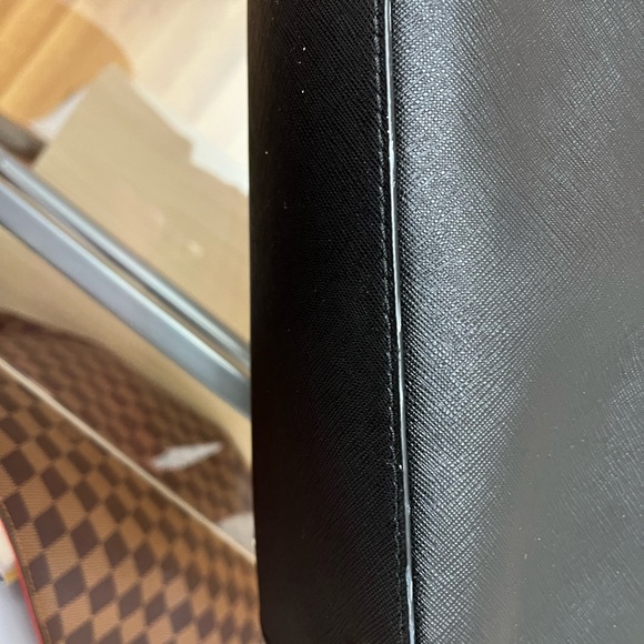 Kate Spade Black Leather tote - Picture 5 of 8